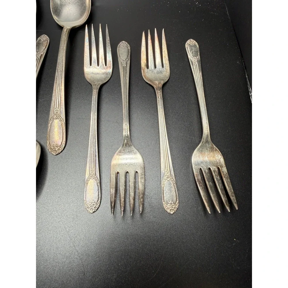 Vtg Rogers‎ & Bro. Silverware Set Spoons Forks Elegant Floral Design